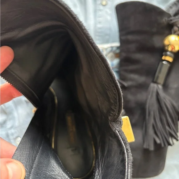 Louis Vuitton chic and sexy ankle boots with 14 cm heels and open toes. - Picture 15 of 17